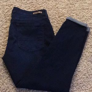 Denizen Levi’s Modern Skinny